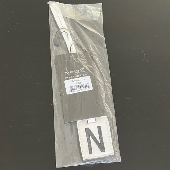 NWT “K•Carroll” Bag Tag, Monogram Letter "N" White Bag Tag with "Black" Letter - Picture 3 of 5